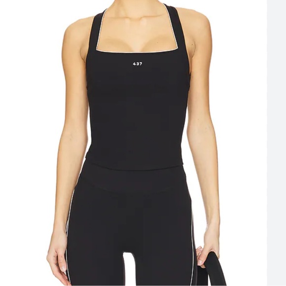 437 Tops - Black 437 Studio Top - small
